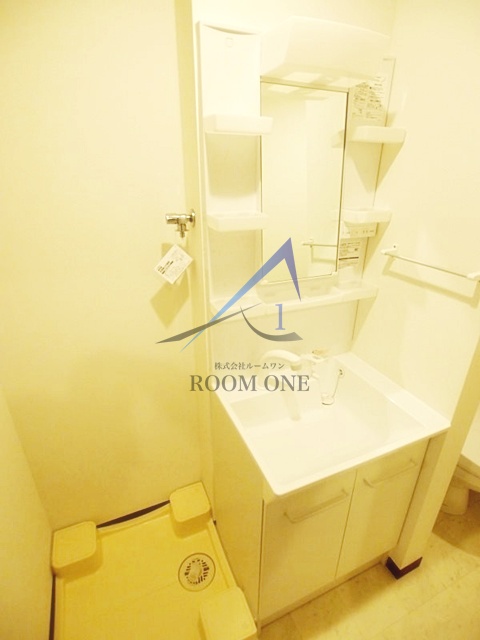 洗面設備　独立洗面台です。