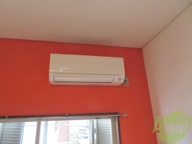 その他設備　暑さ、寒さの強い味方、エアコンも備え付けです