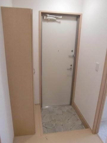 玄関　シューズBOXあります。