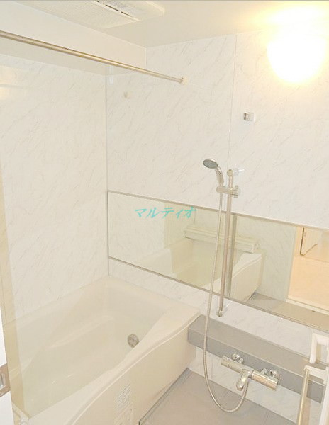 バス・シャワールーム　浴室