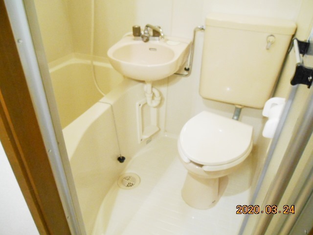 バス・シャワールーム　バス