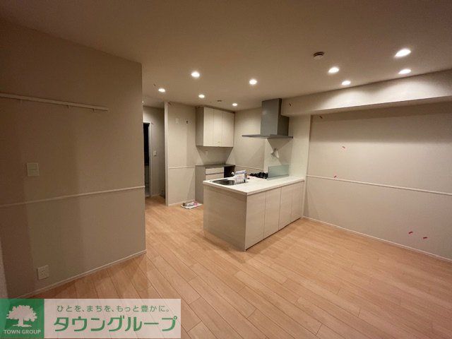 居室・リビング　同物件202号室参考写真