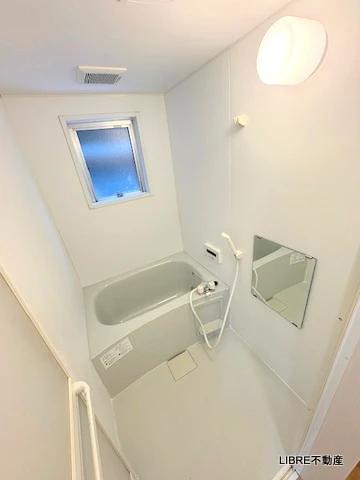 バス・シャワールーム　綺麗なバスルーム