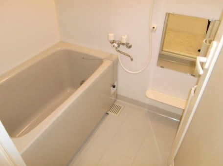 バス・シャワールーム　【参考】同建物内の別のお部屋の画像です