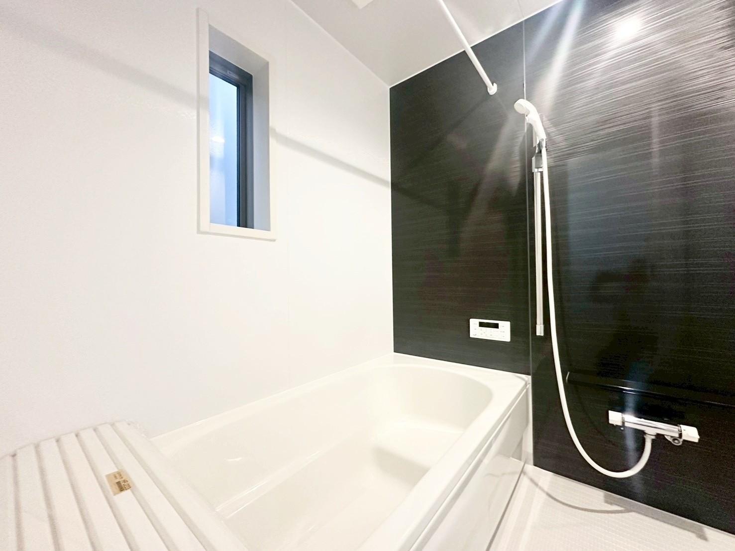 バス・シャワールーム　一坪タイプのお風呂はファミリーにおすすめ