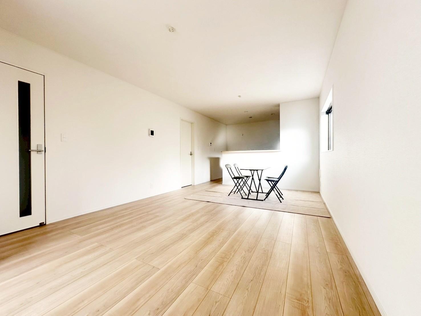 居室・リビング　１６畳＋３畳のリビングでまるでマイホームのような暮らしを実現