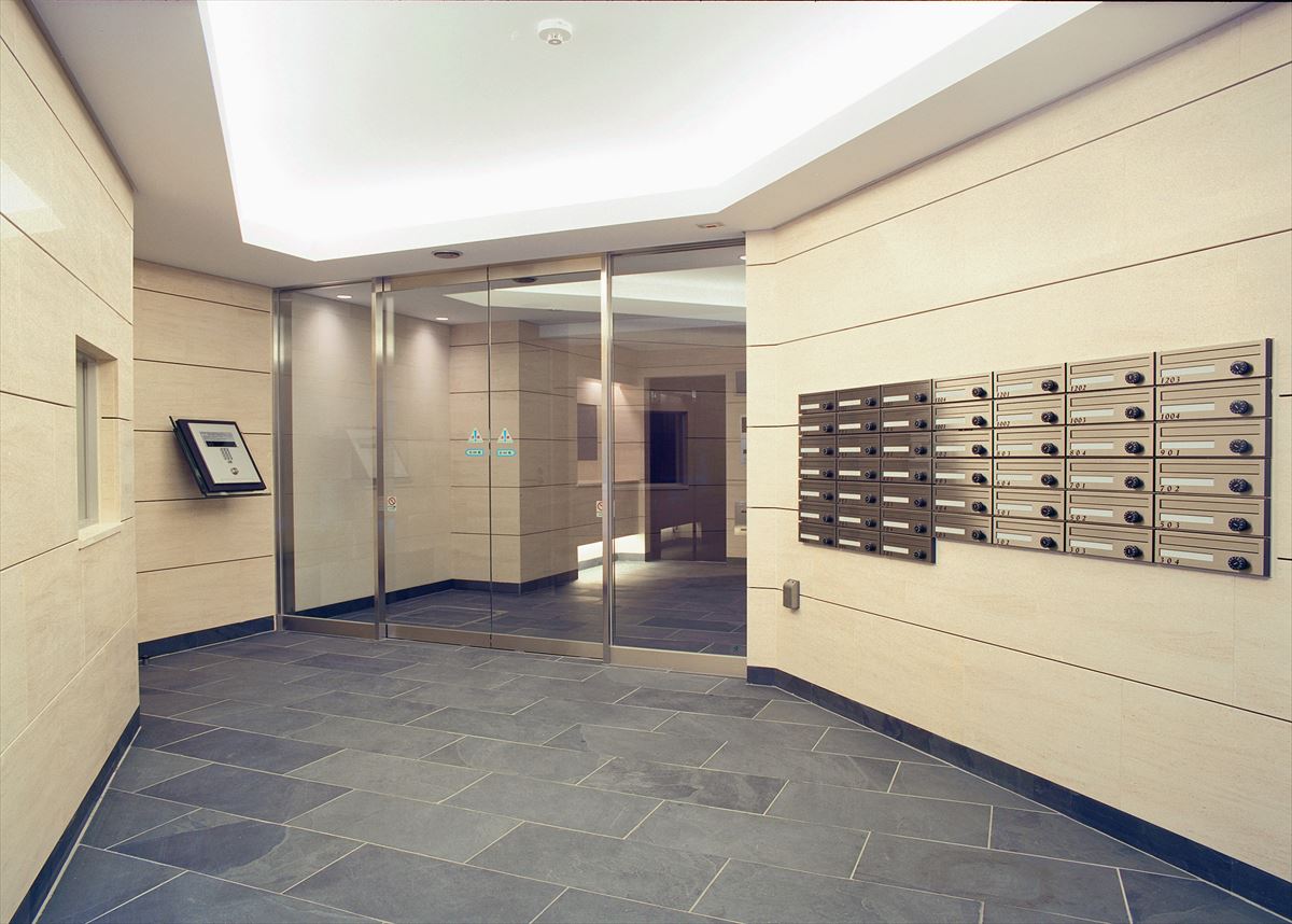 エントランス　毎日通るエントランスはこのようになっています