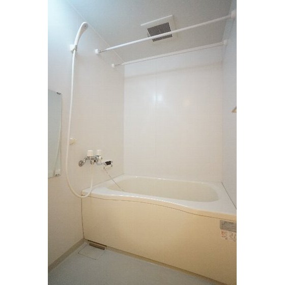 バス・シャワールーム　追い焚き付き