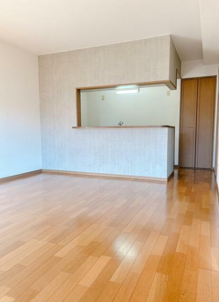 居室・リビング　※写真は他号室です。