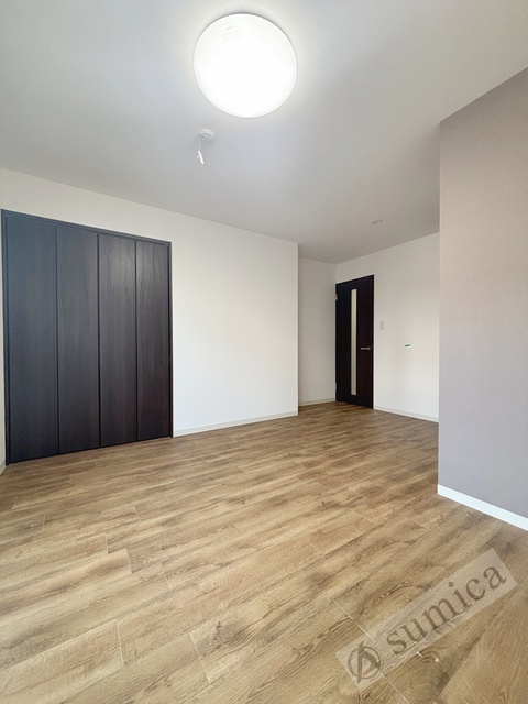 居室・リビング　日当たりのいいお部屋です♪