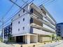 建物外観　角地の立地で高級感のある賃貸マンション