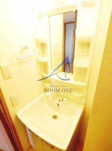 洗面設備　独立洗面台です。