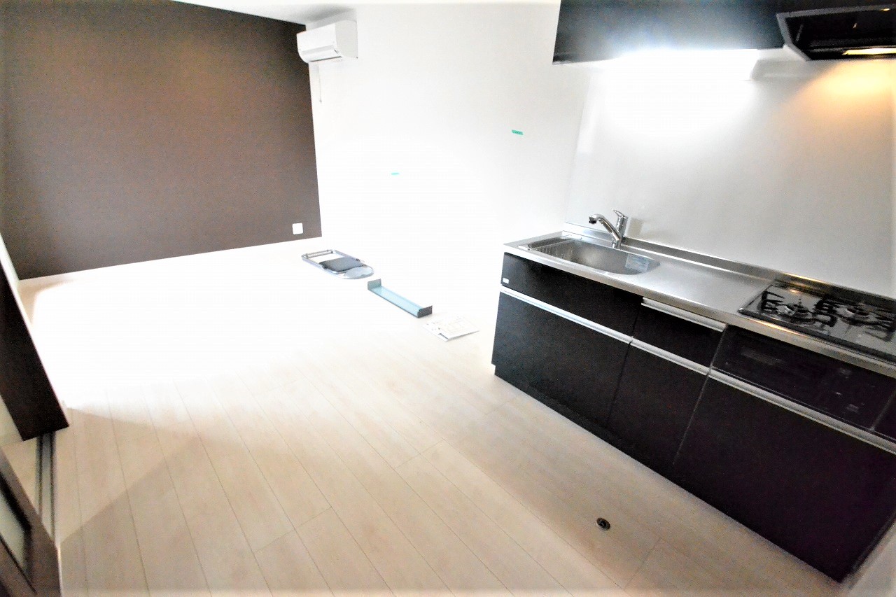 キッチン　※室内は現状を優先とします