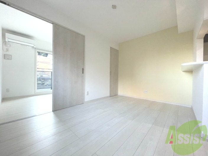 居室・リビング　８．８帖のリビングです。広々としていますね。