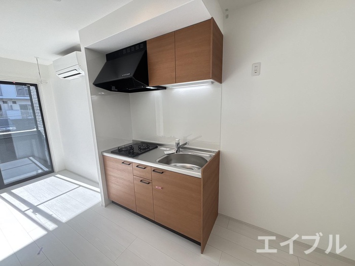 キッチン　※写真は1階の写真になります