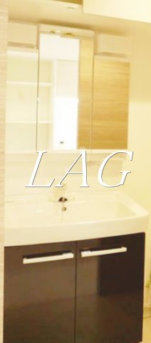 洗面設備　洗面台です。