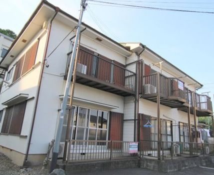 建物外観　陽当たり良好です。