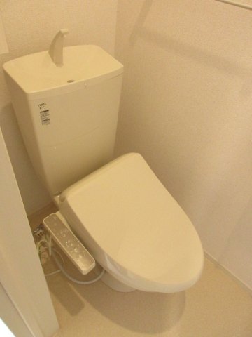 トイレ　トイレもきれいです