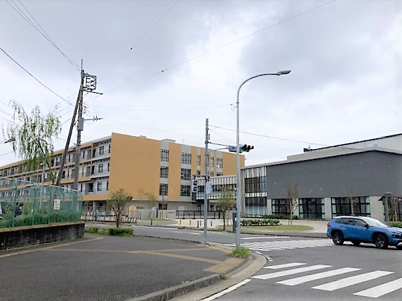 小学校　柏市立田中北小学校（小学校）まで533m