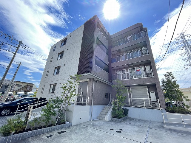 建物外観　積水ハウス施工の賃貸住宅シャーメゾン♪