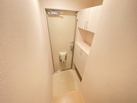玄関　※別部屋の写真です