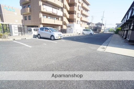 その他　駐車場（その他）まで0m