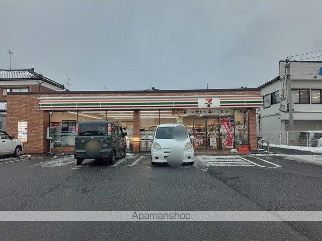 コンビニ　セブンイレブン　新潟元町店（コンビニ）まで750m