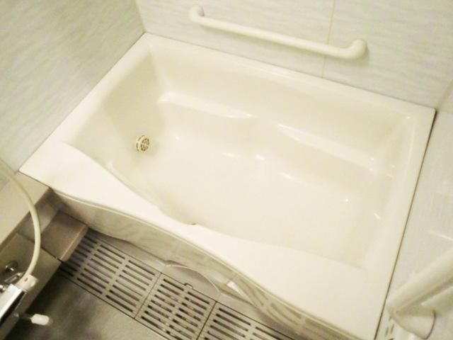 バス・シャワールーム　★追い焚き付のバスルームです★