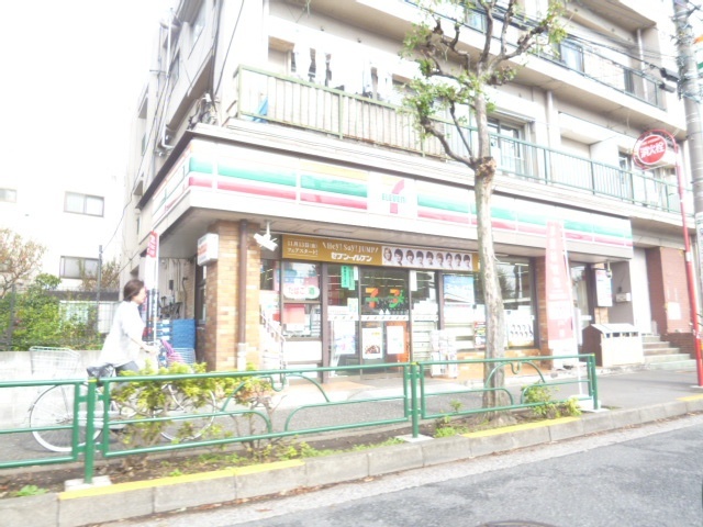 コンビニ　セブンイレブン柳沢店（コンビニ）まで879m