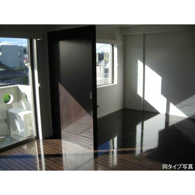 居室・リビング　※同仕様写真含む