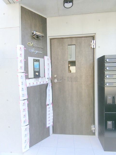エントランス　TVモニター付オートロック宅配BOXメールBOX