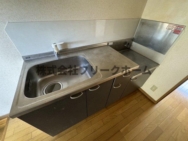 キッチン　別部屋参考写真です。