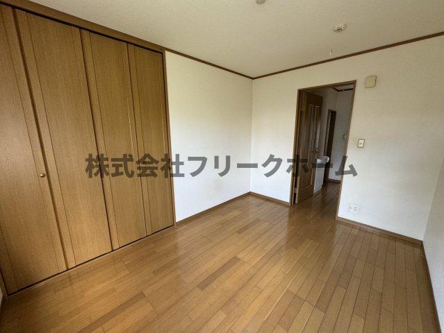 居室・リビング　別部屋参考写真です。