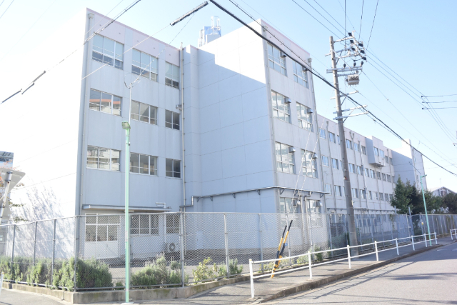 中学校　名古屋市立宝神中学校（中学校）まで1446m
