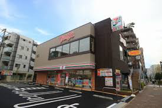 コンビニ　セブン-イレブン 川崎新丸子東２丁目店（コンビニ）まで160m
