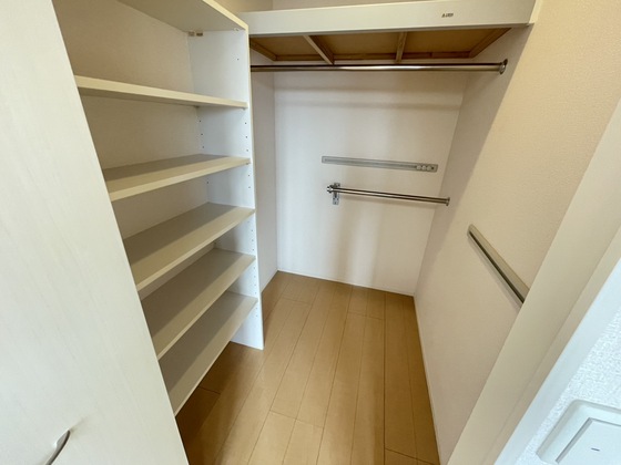収納　※別部屋の写真です