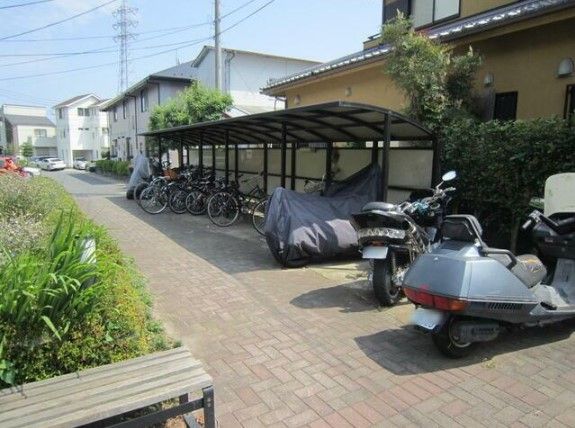 ラヴィル・サンパティークの外観写真