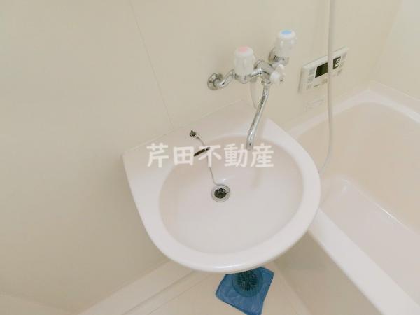 洗面設備　写真は別のお部屋です。別室参照