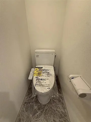 トイレ　※同タイプ参考写真