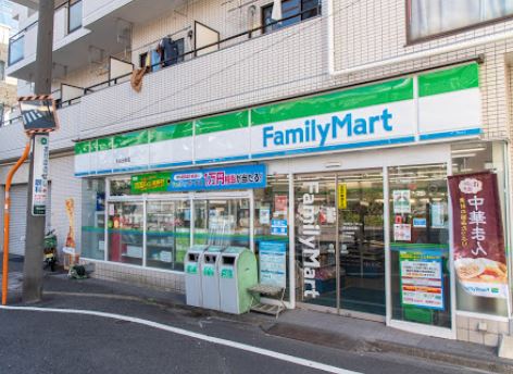 コンビニ　ファミリーマート 市谷台町店（コンビニ）まで441m