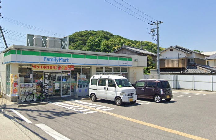 コンビニ　ファミリーマート 洲本上物部店（コンビニ）まで1154m