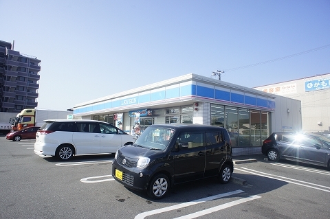 コンビニ　ローソン長者原店（コンビニ）まで267m