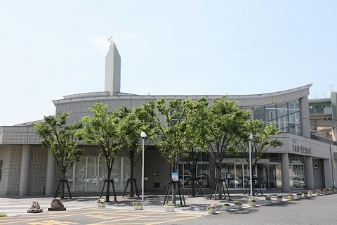 図書館　粕屋町立図書館（図書館）まで584m