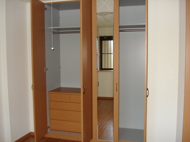 収納　クローゼット