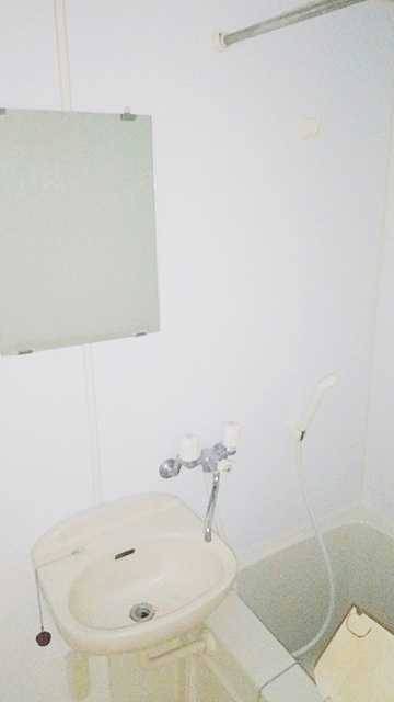洗面設備　同仕様参考写真