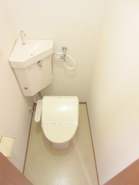 トイレ　清潔感のあるトイレ