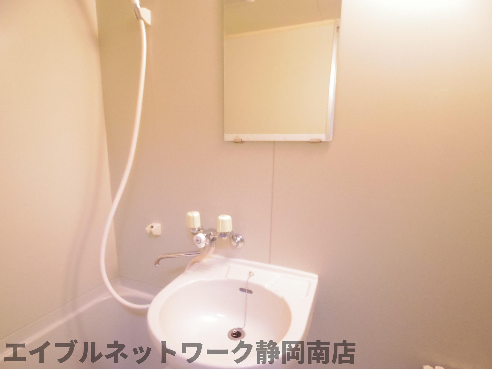 洗面設備　洗面です