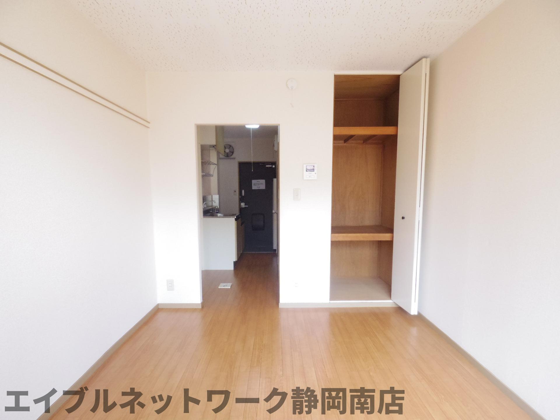 居室・リビング　使いやすい居間です