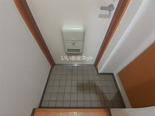 エマーブル矢橋の玄関写真