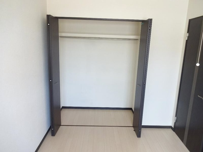 収納　同型